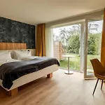 Ostseeland Hotell 3*
