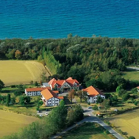 Ostseeland מלון